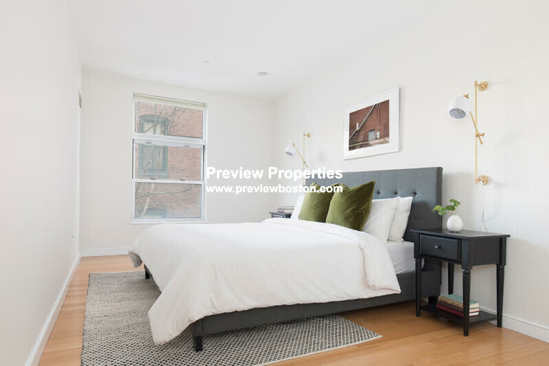 601 Albany St, South End