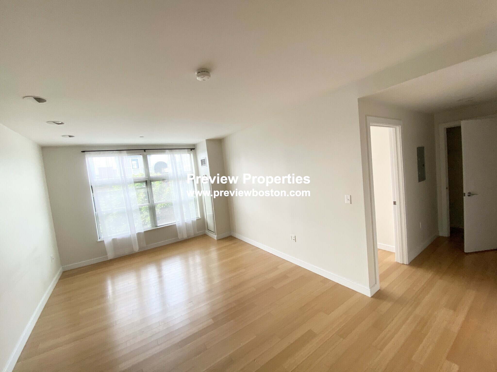 601 Albany St, South End