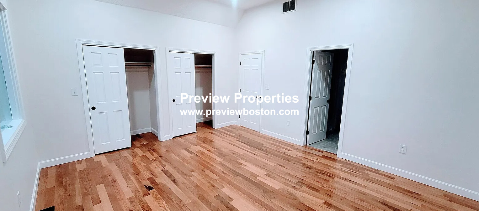 11 Etna St, Brighton