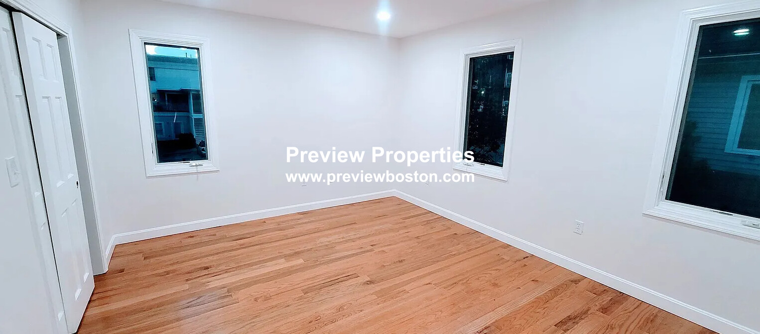 11 Etna St, Brighton