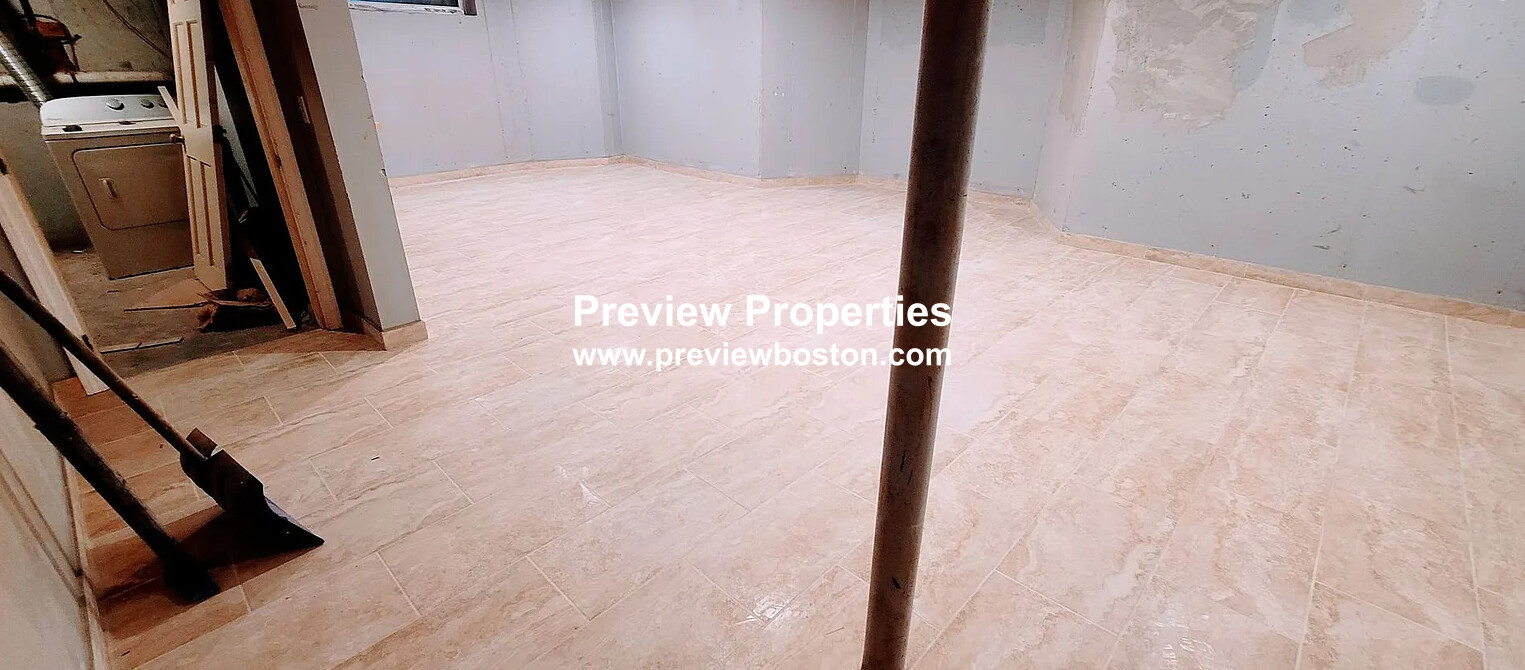 11 Etna St, Brighton