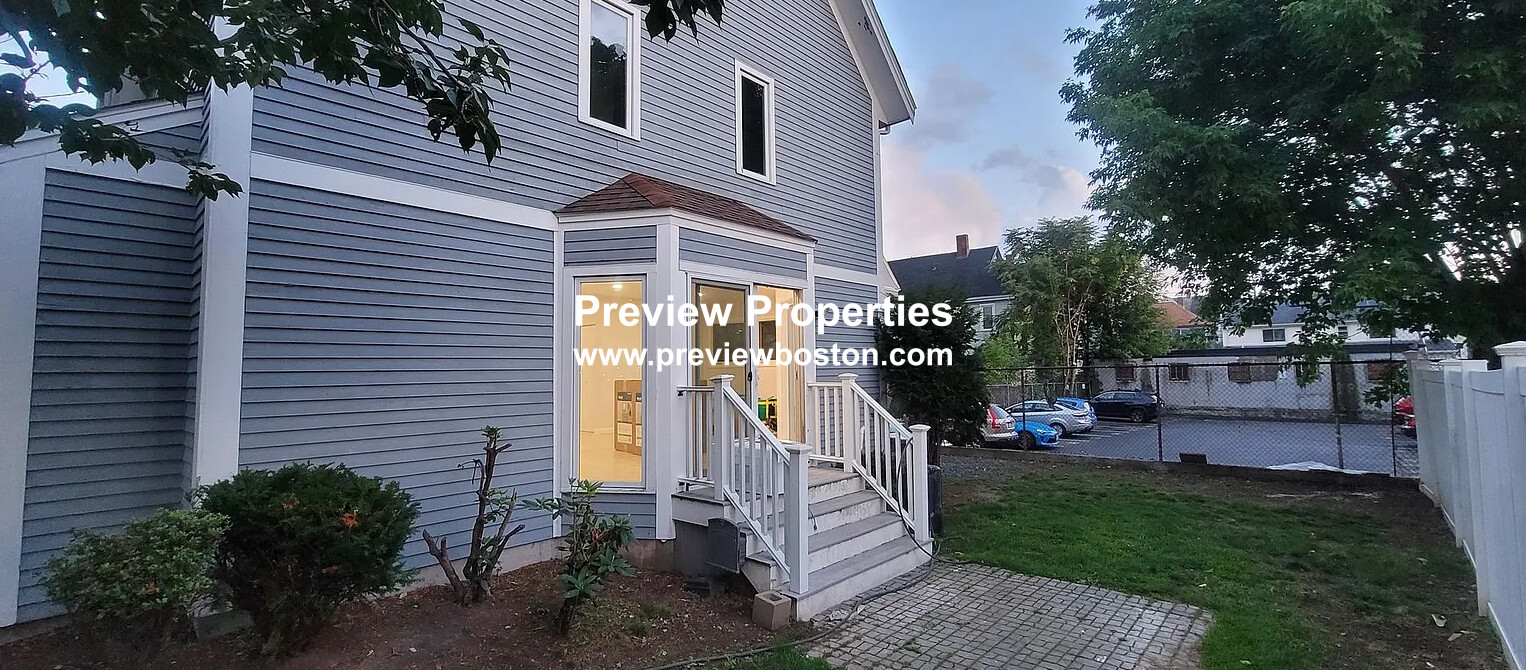 11 Etna St, Brighton