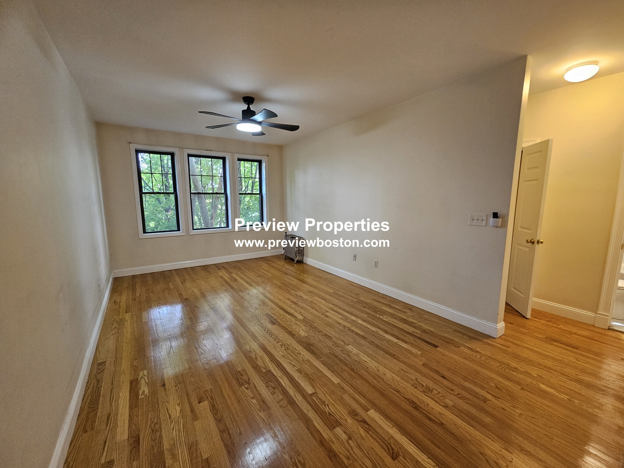 1999 Commonwealth Ave, Brighton