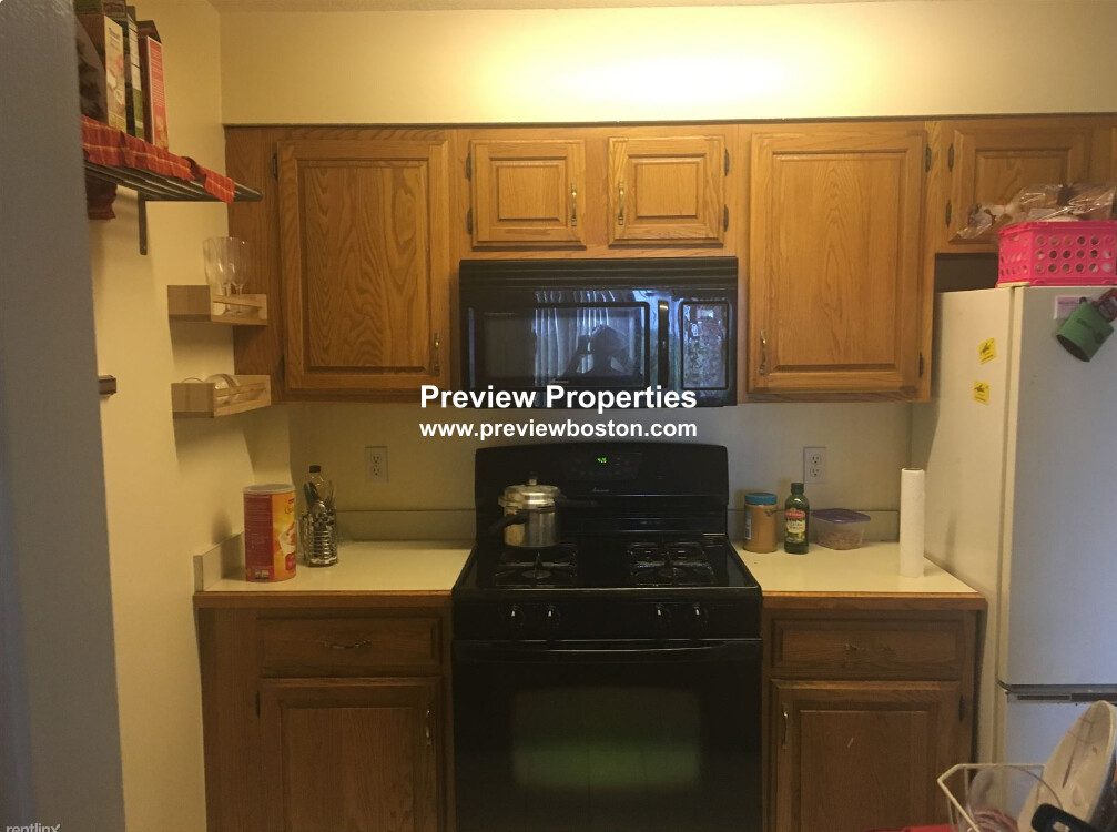 147 Kelton St, Allston