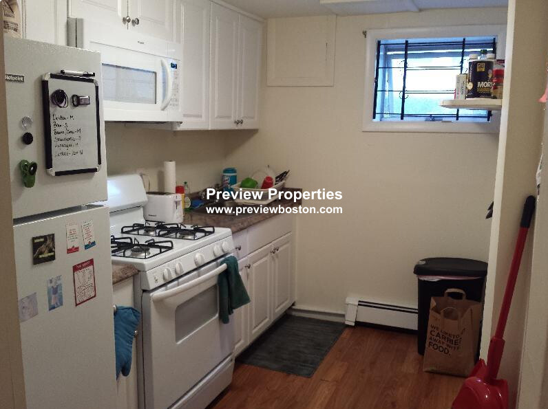 381 Harvard St, Mid-Cambridge