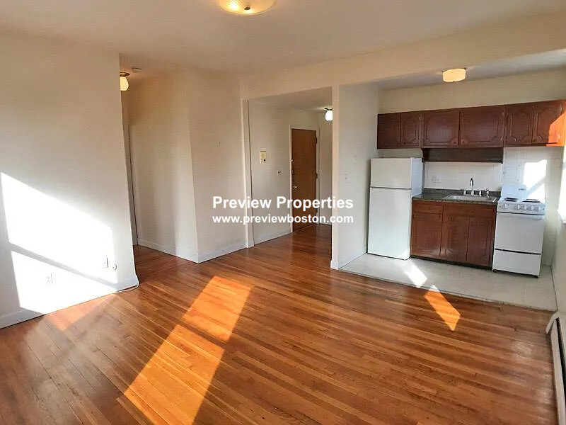 64 Brighton Ave, Allston