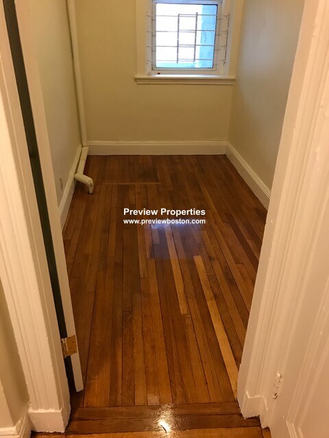 116 Washington St, Brighton