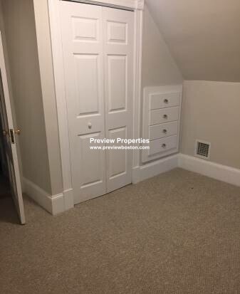 544 Trapelo Rd, Belmont