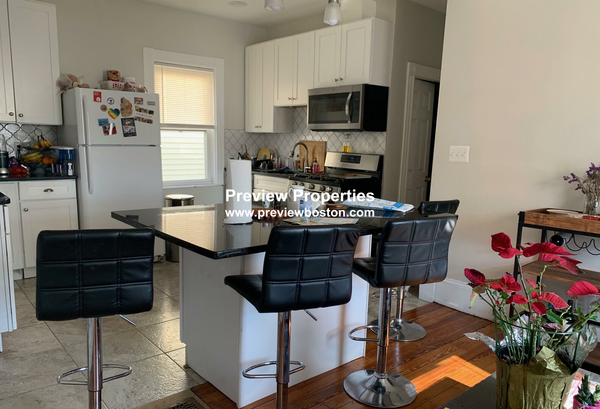 544 Trapelo Rd, Belmont