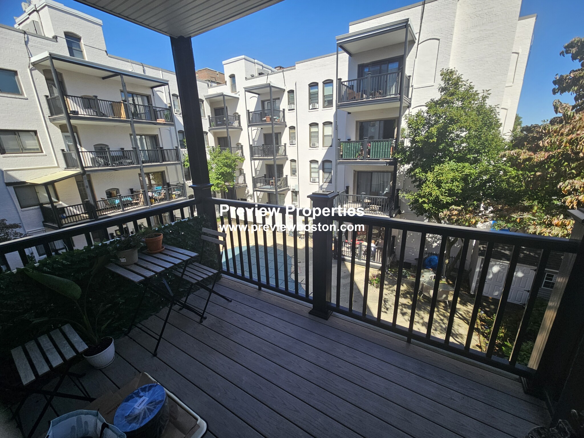 4 Commonwealth Ct, Brighton