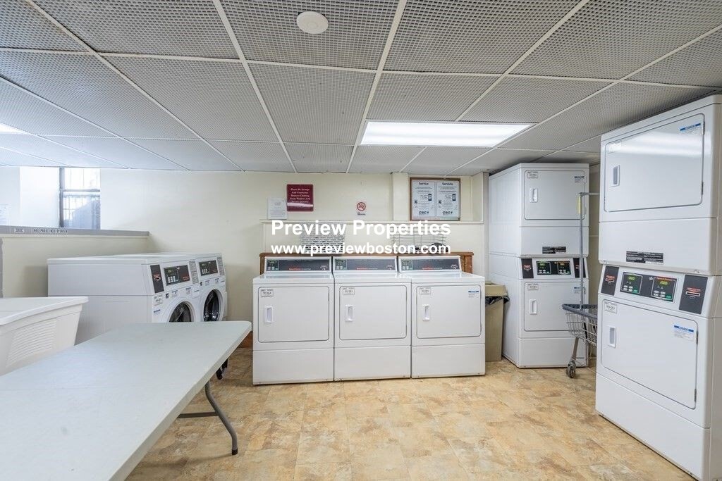 4 Commonwealth Ct, Brighton