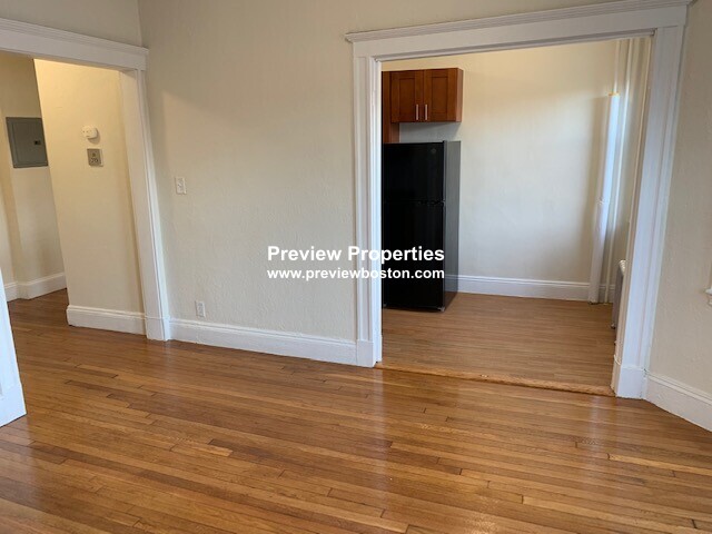 1171 Boylston St, Fenway