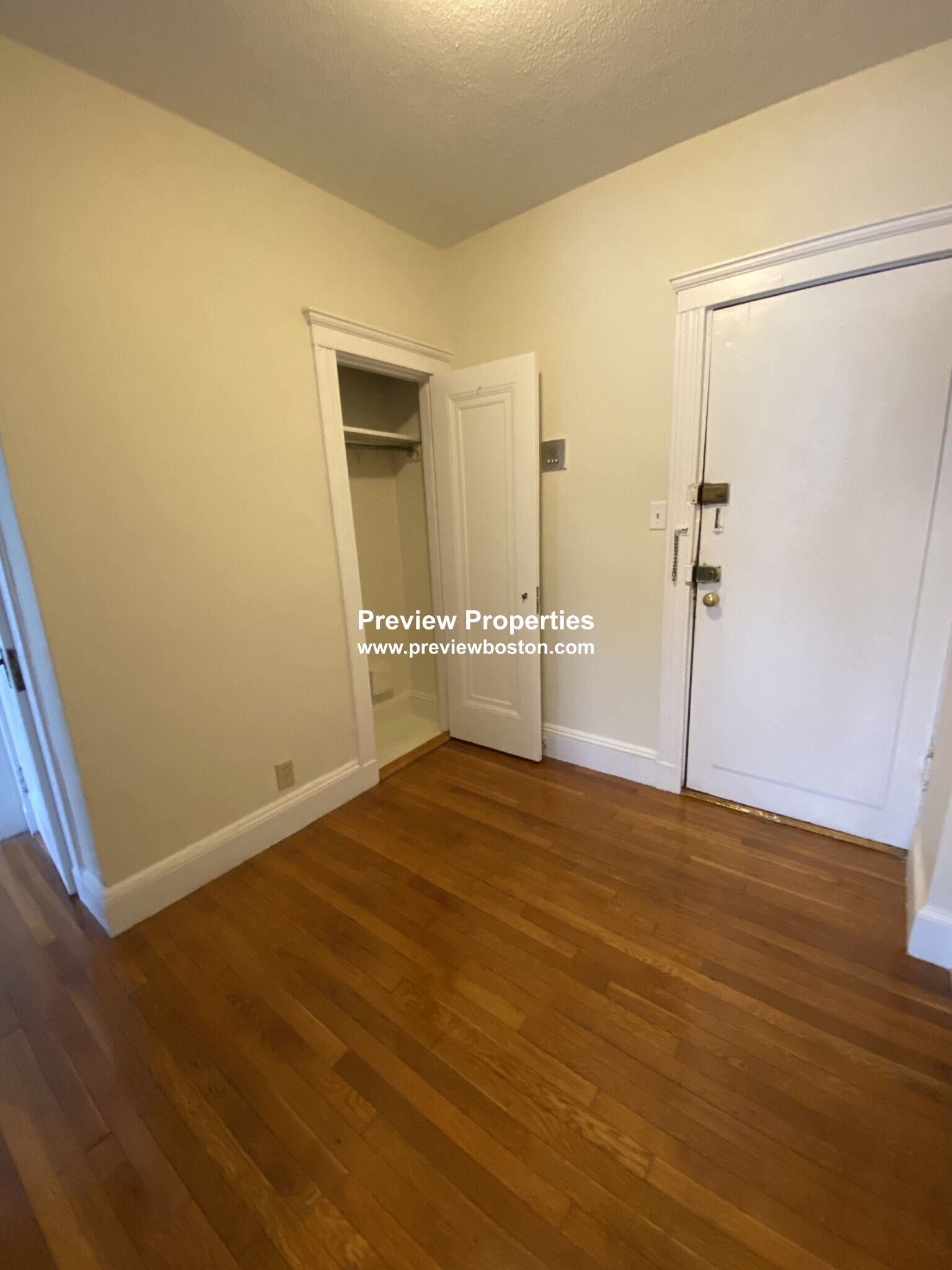 116 Washington St, Brighton