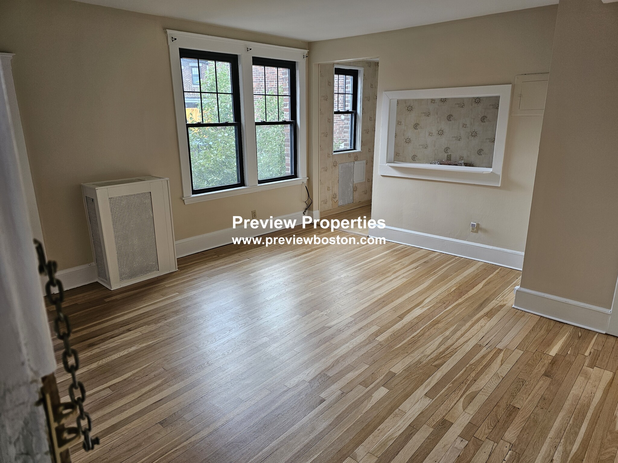 100 Lanark Rd, Brighton