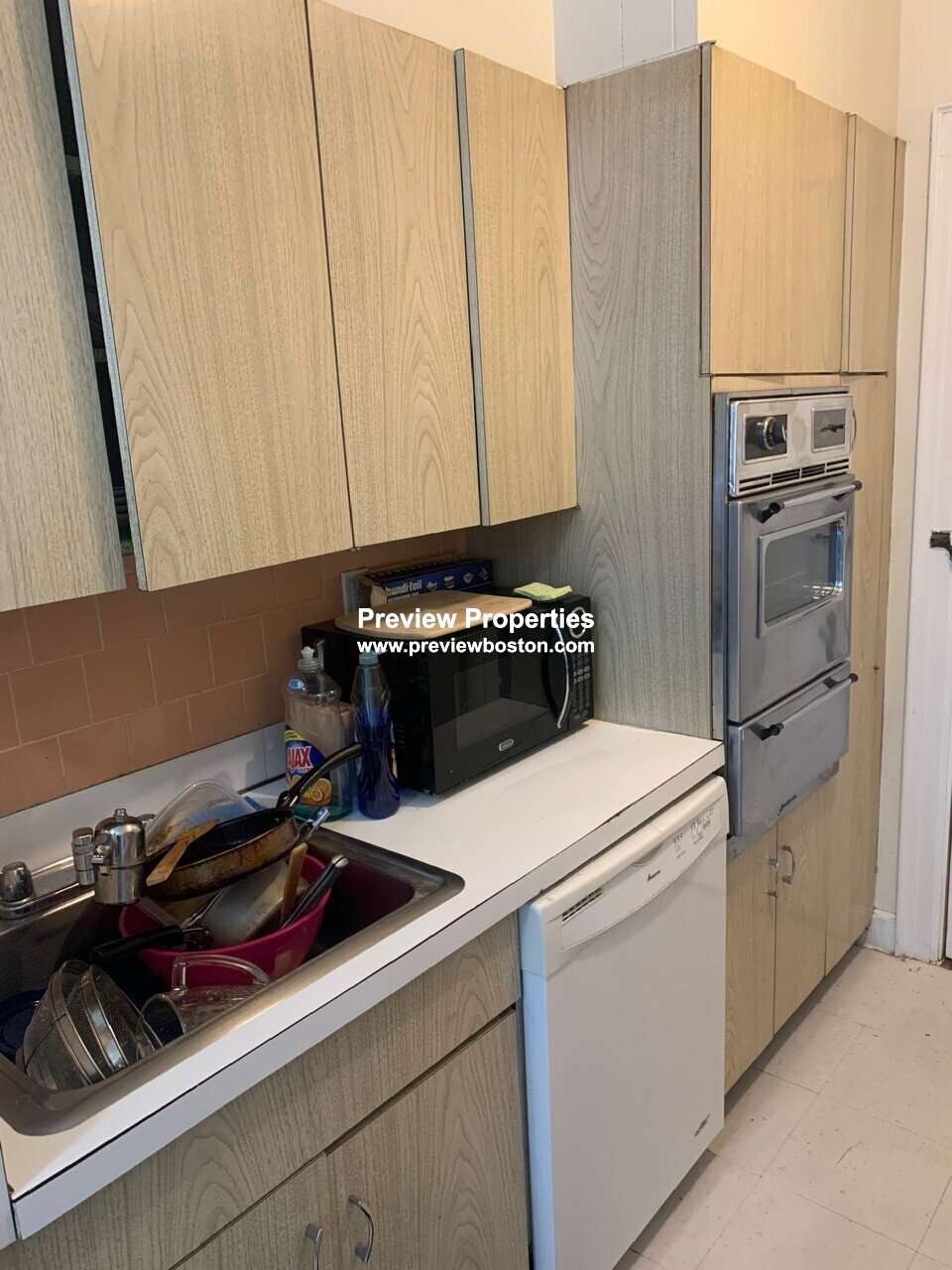 2045 Commonwealth Ave, Brighton