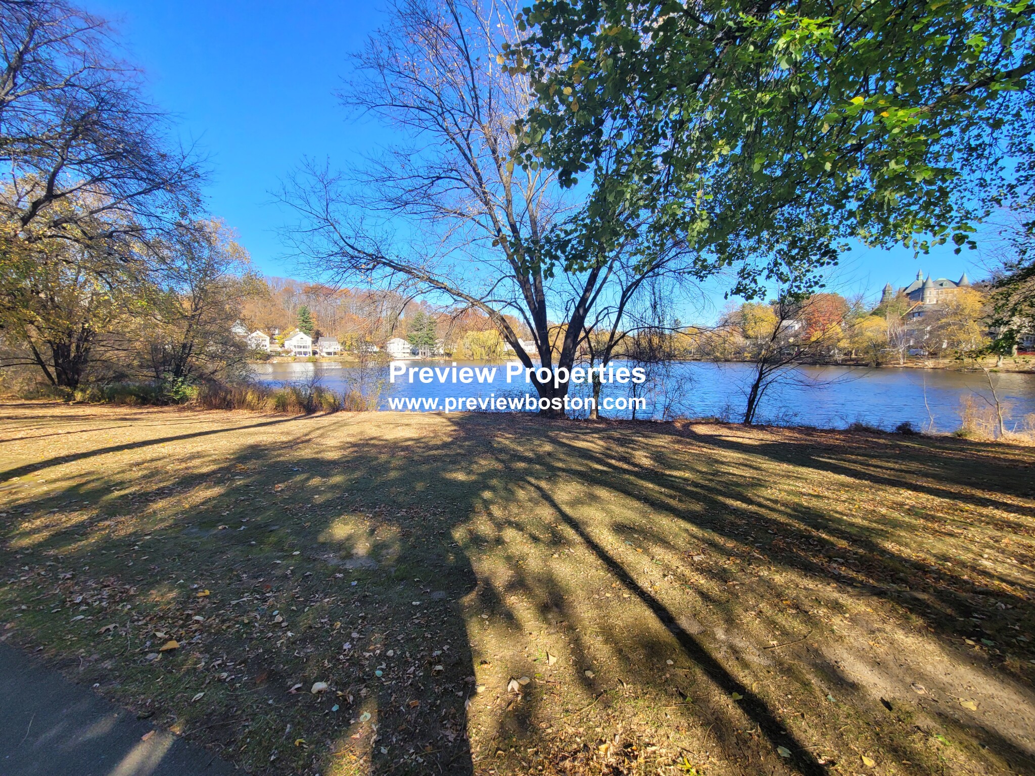 103 Lake Shore Rd, Brighton