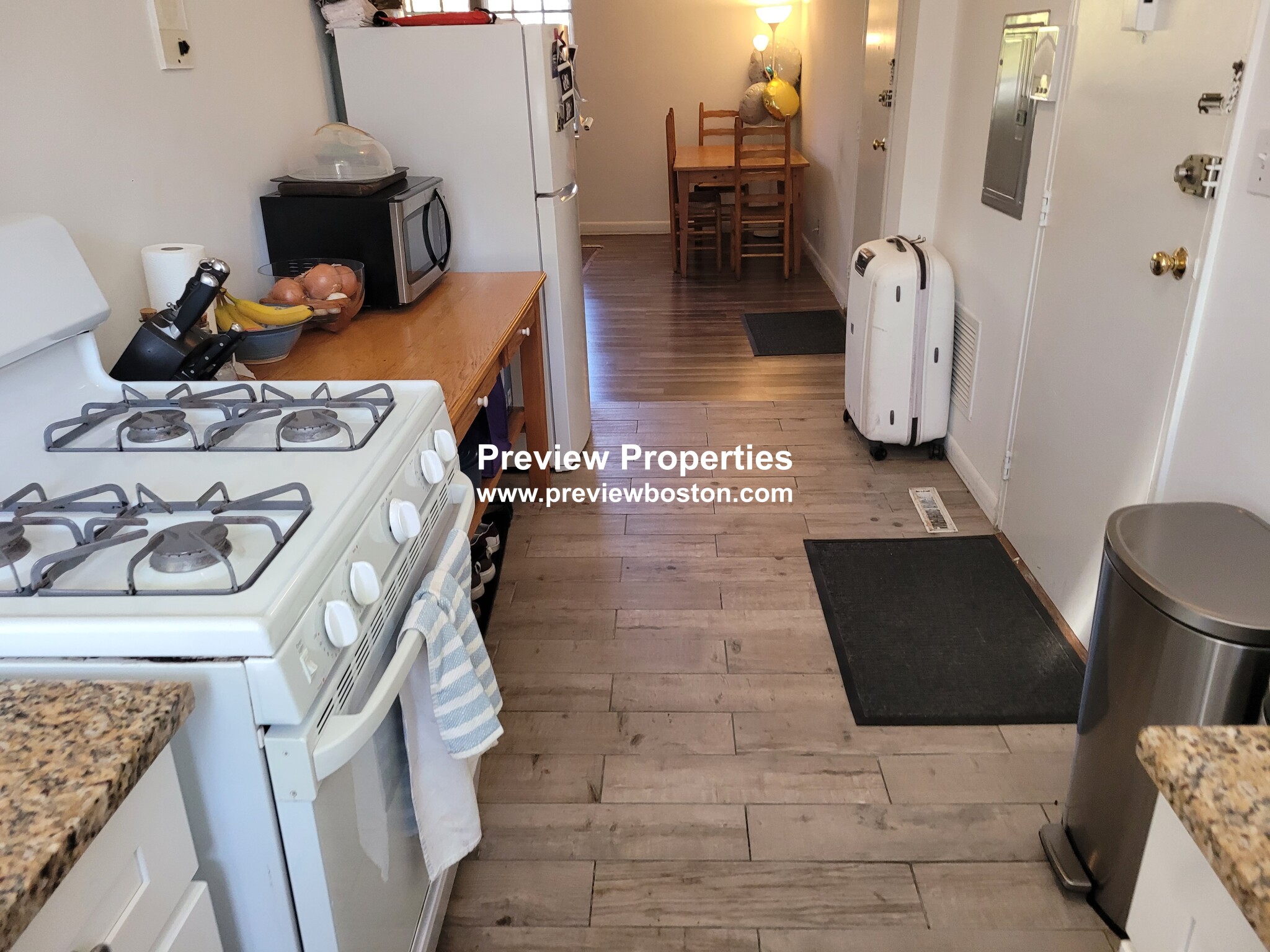 103 Lake Shore Rd, Brighton