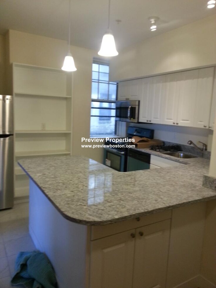 2001 Commonwealth Ave, Brighton