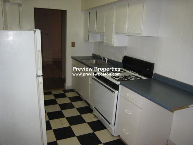 1999 Commonwealth Ave, Brighton