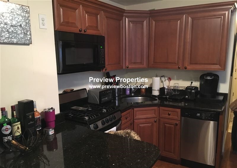 92 Endicott St, North End