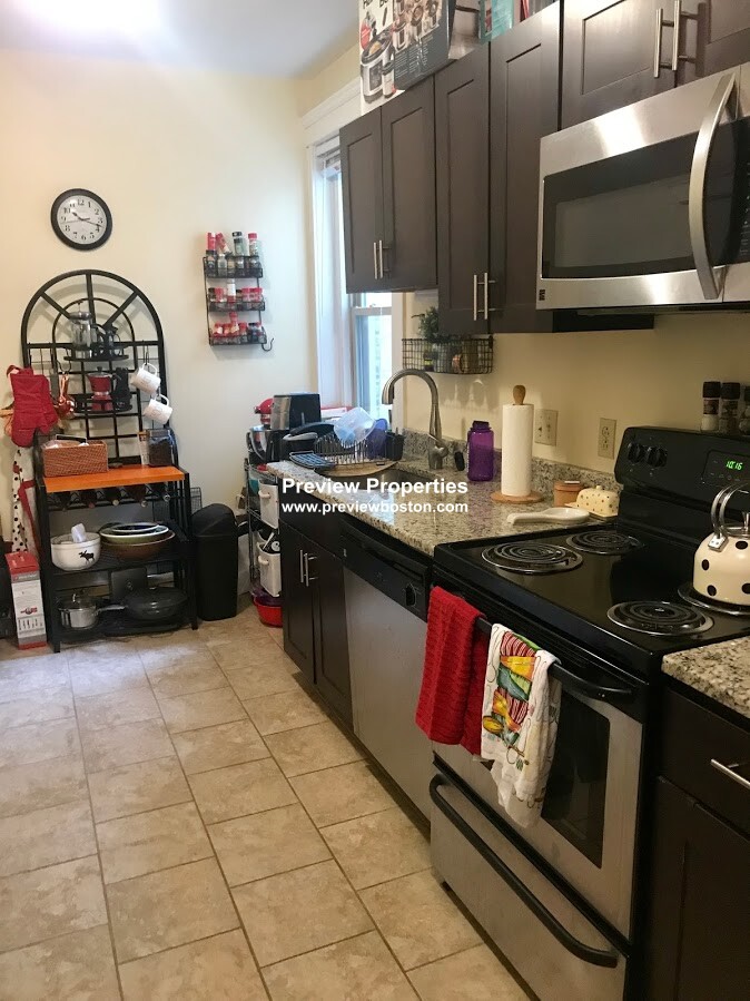 8 Ransom Rd, Brighton