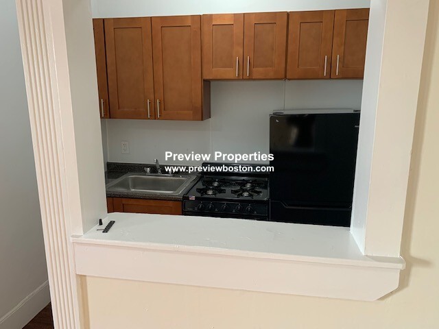 1334 Commonwealth Ave, Allston