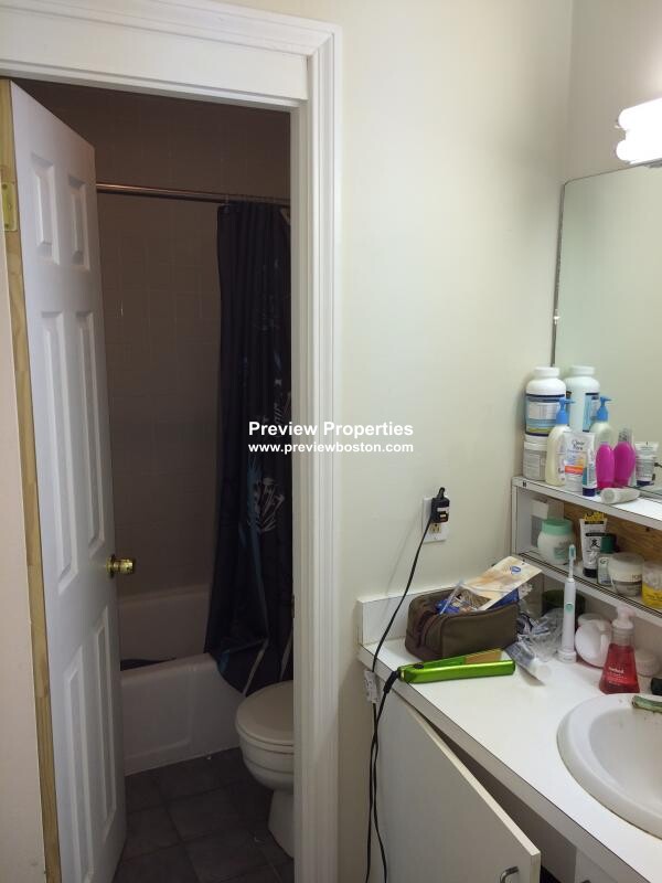 57 Westland Ave, Fenway