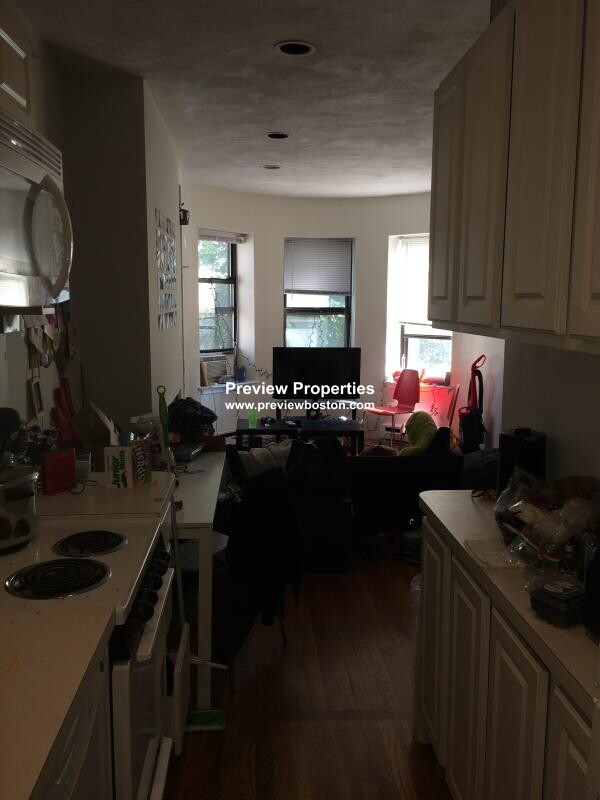 57 Westland Ave, Fenway