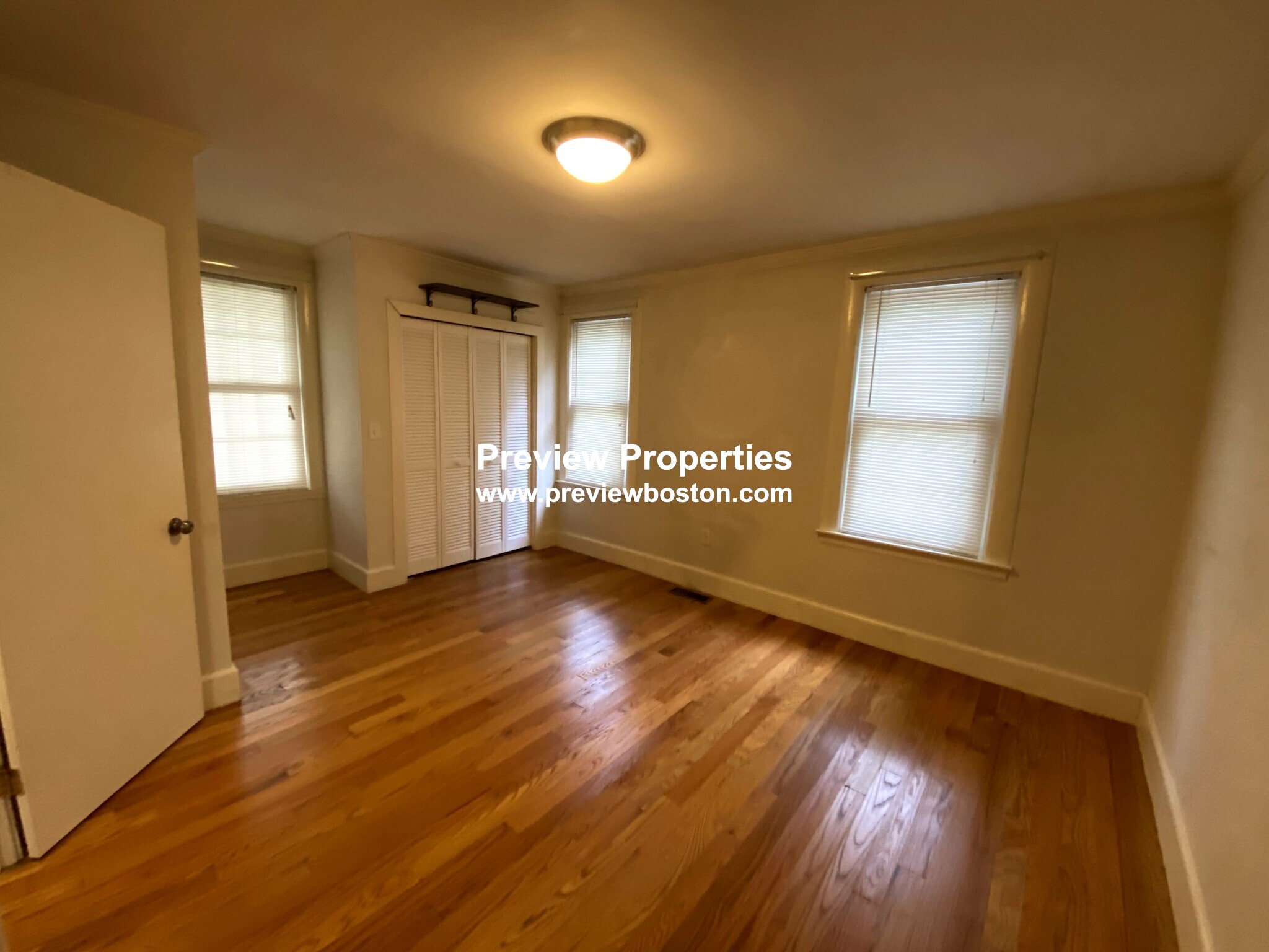 2 Braemore Rd, Brighton