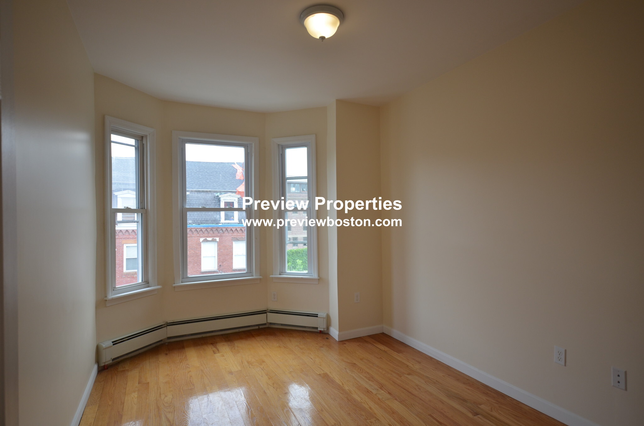 16 Chelsea St, East Boston