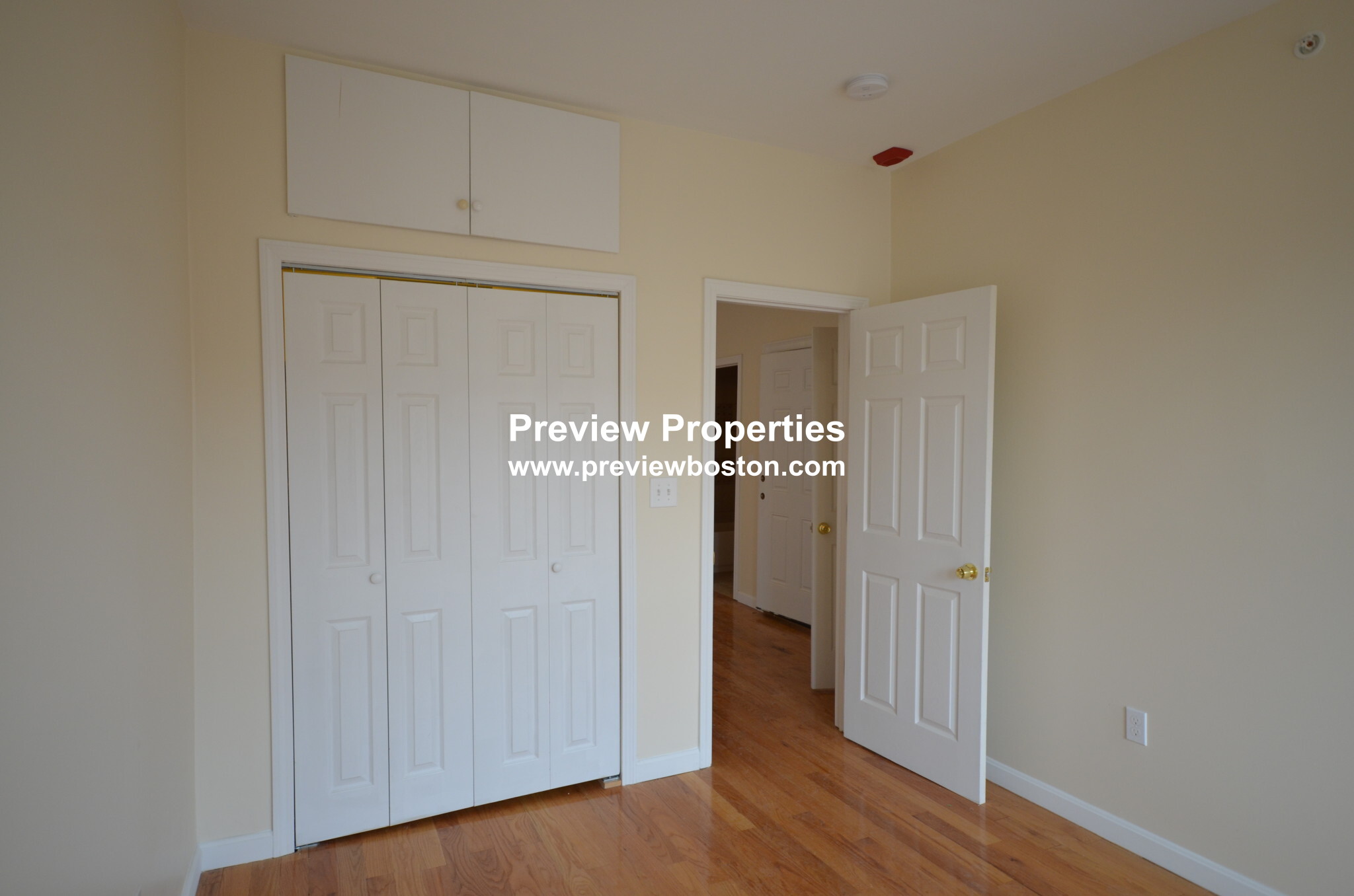 16 Chelsea St, East Boston