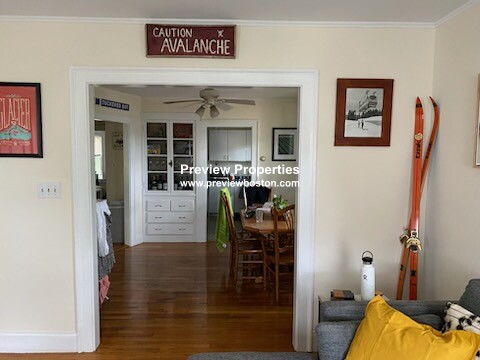 39 Brooksdale Rd, Brighton