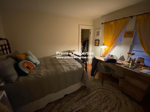 39 Brooksdale Rd, Brighton