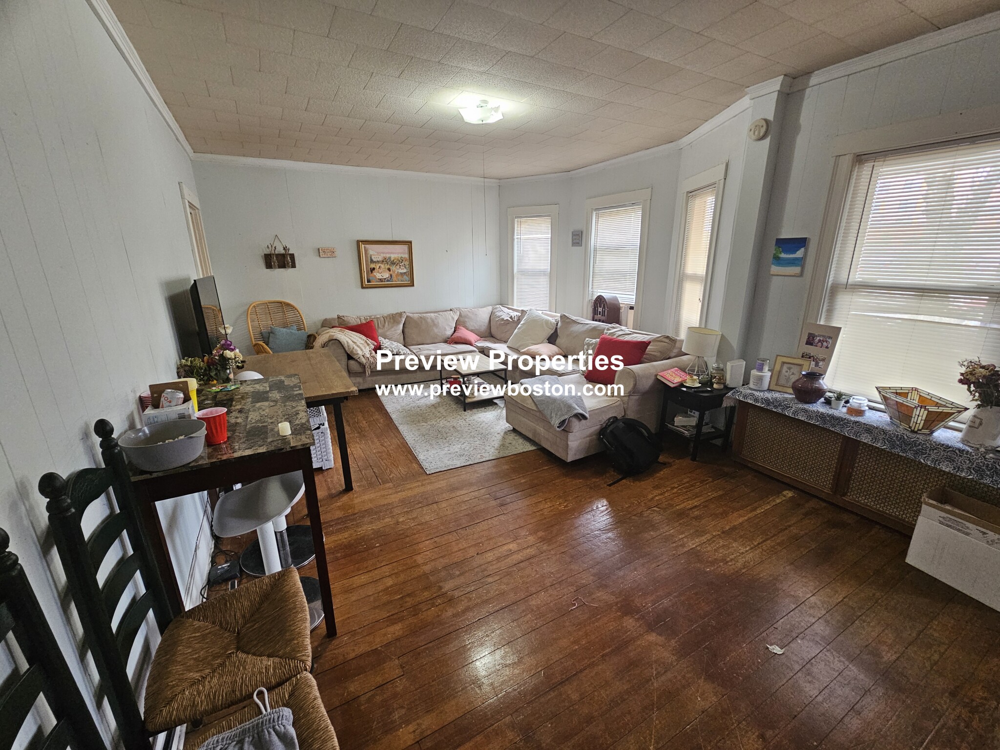 https://ygl-photos.s3.us-west-004.backblazeb2.com/386W67f3dcd761ed2.jpg