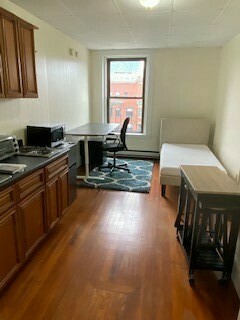 868 Beacon St, Fenway