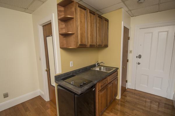 302 Newbury St, Back Bay