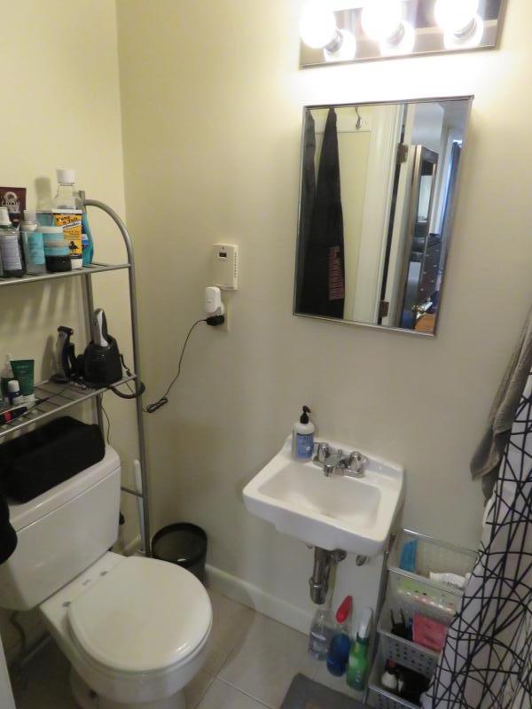 302 Newbury St, Back Bay