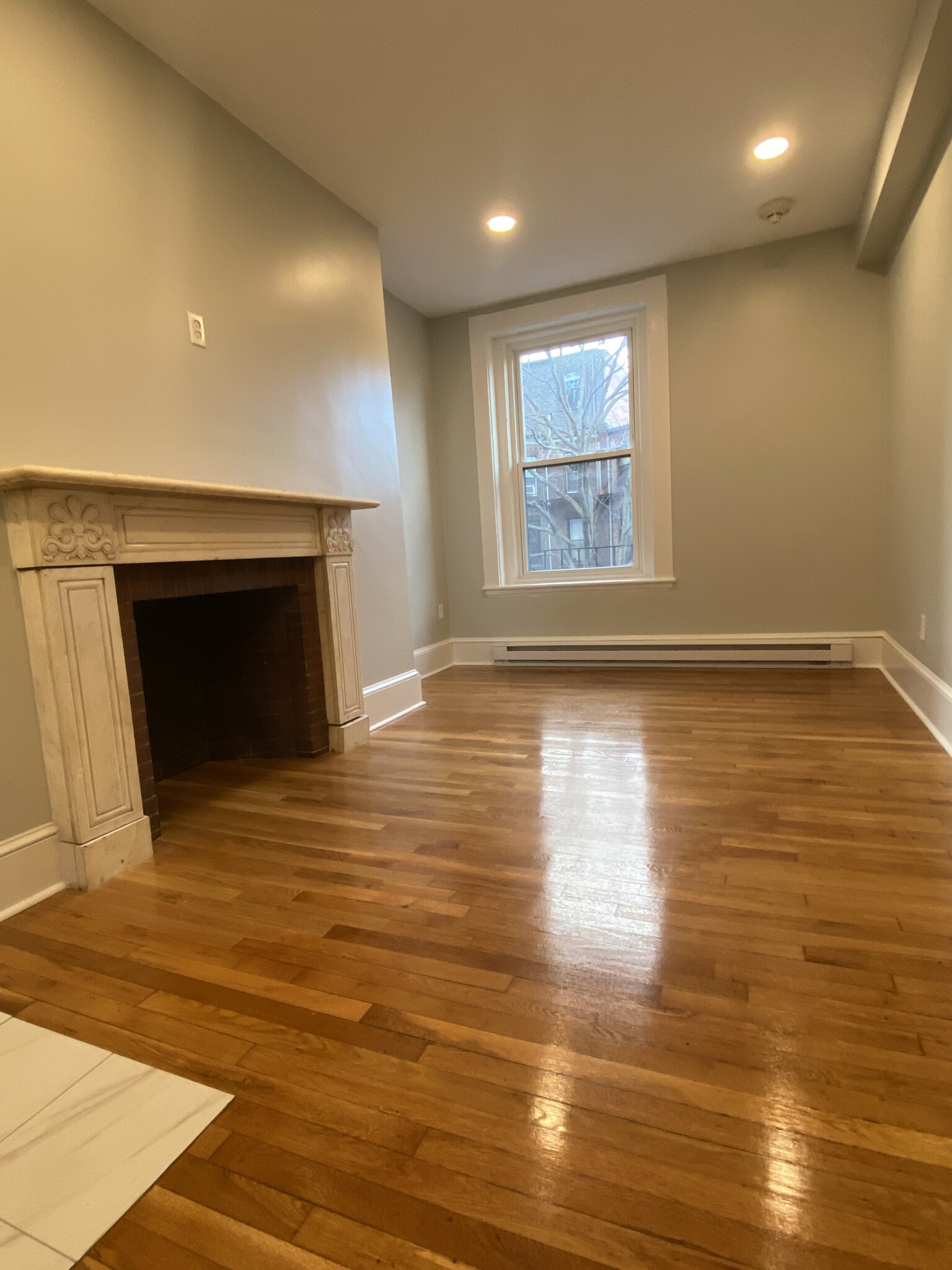 399 Marlborough St, Back Bay