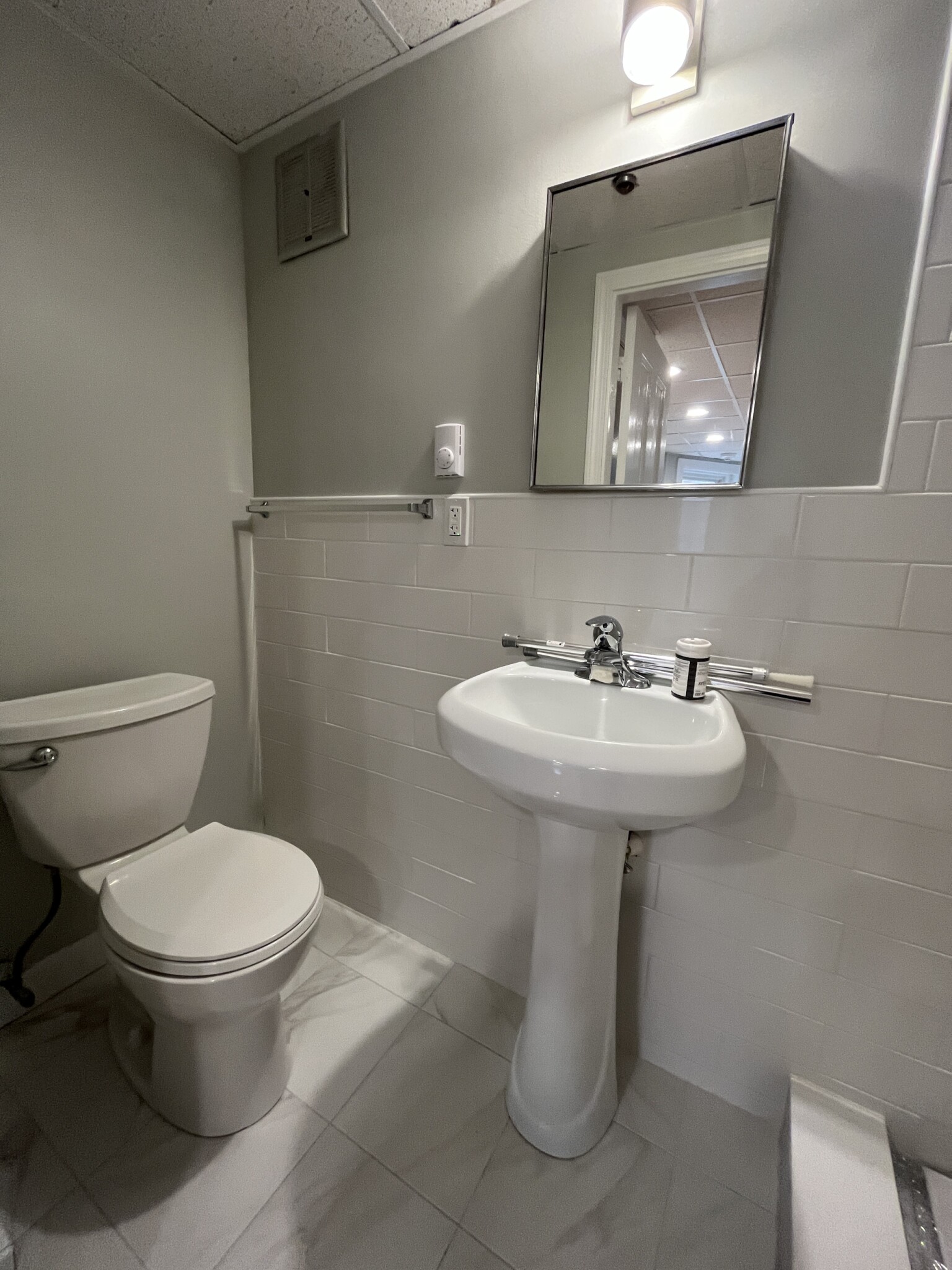 302 Newbury St, Back Bay