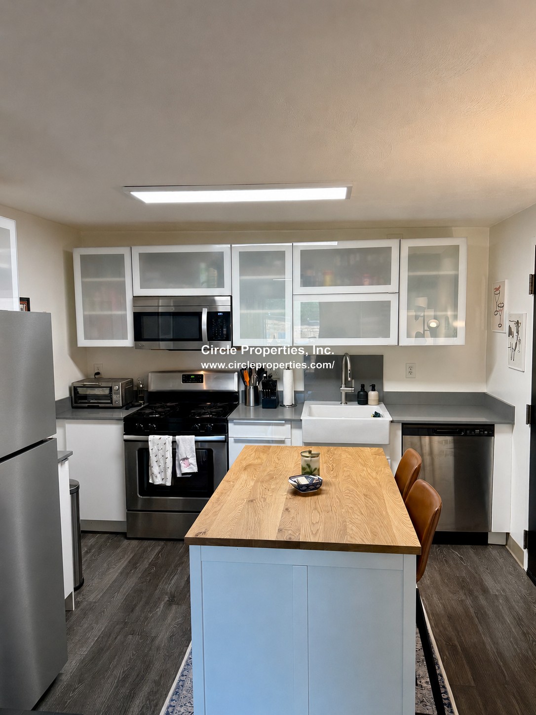 Photos of apartment on Darling St.,Boston MA 02120