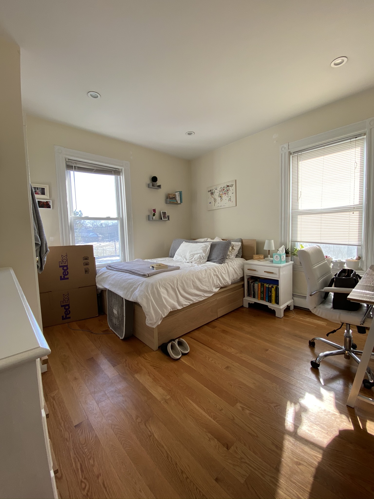 322 5 Western Ave, Cambridgeport