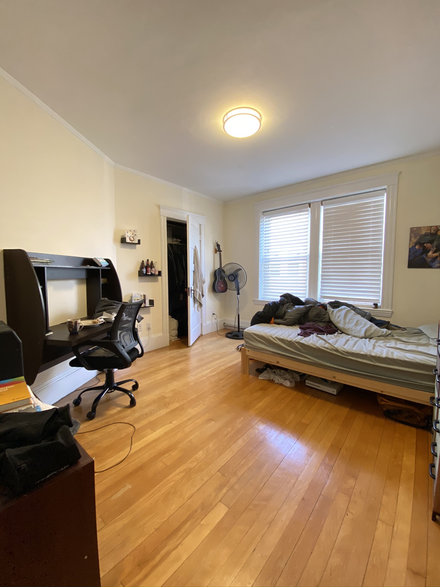 3 bed, 2 bath apartment for rent at 11 Fairfield St Unit 3L, North Cambridge — photo 18 of 21