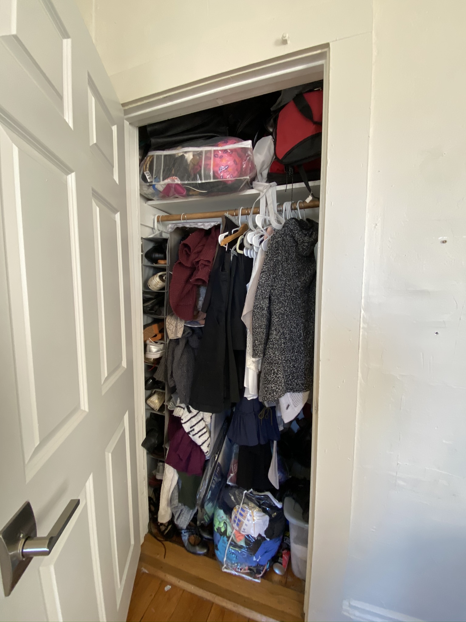 108 Hyde Park Ave, Jamaica Plain