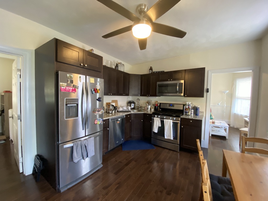 4 bed, 1.5 bath apartment for rent at 60 Woodlawn St Unit 3, Jamaica Plain — photo 3 of 19