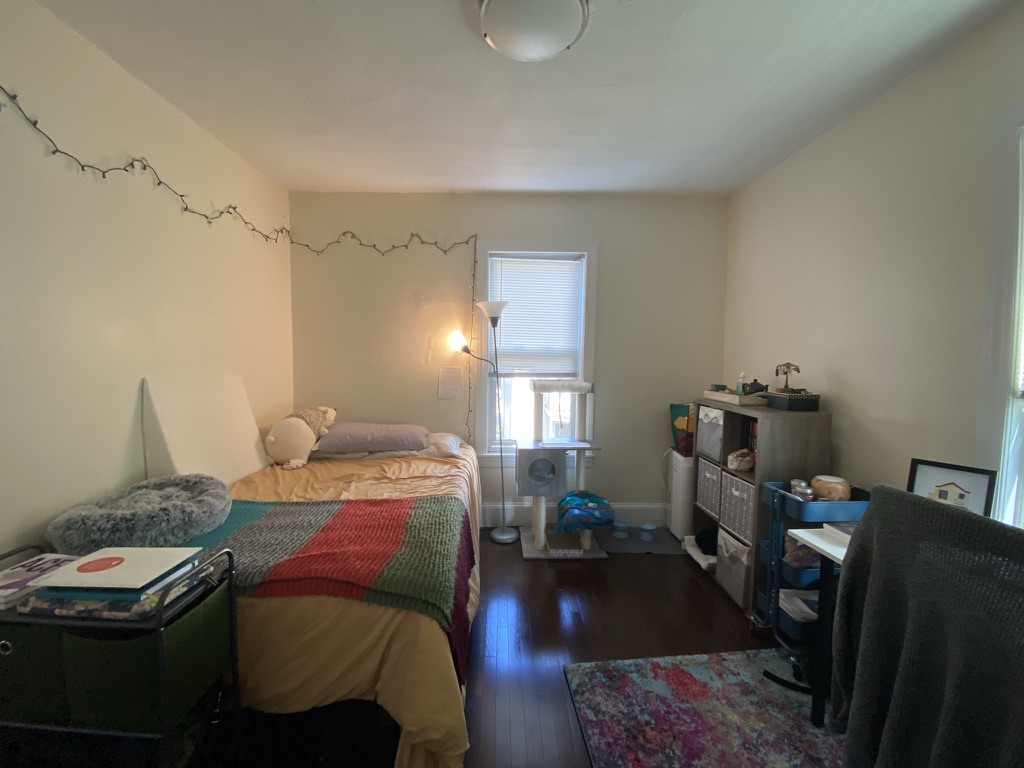 4 bed, 1.5 bath apartment for rent at 60 Woodlawn St Unit 3, Jamaica Plain — photo 12 of 19