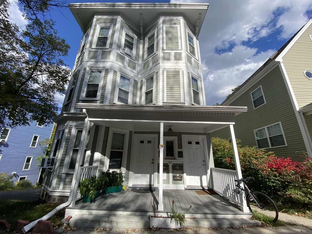 4 bed, 1.5 bath apartment for rent at 60 Woodlawn St Unit 3, Jamaica Plain — photo 1 of 19