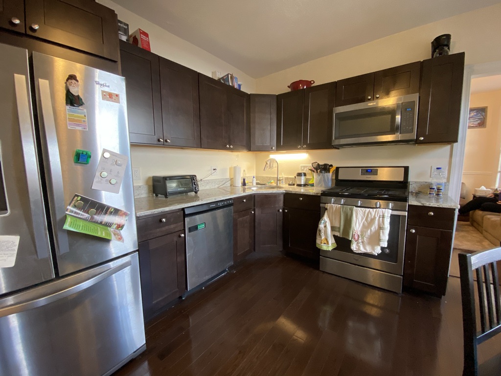 60 Woodlawn Ave, Jamaica Plain