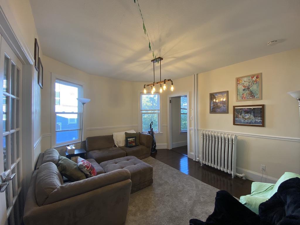 60 Woodlawn Ave, Jamaica Plain