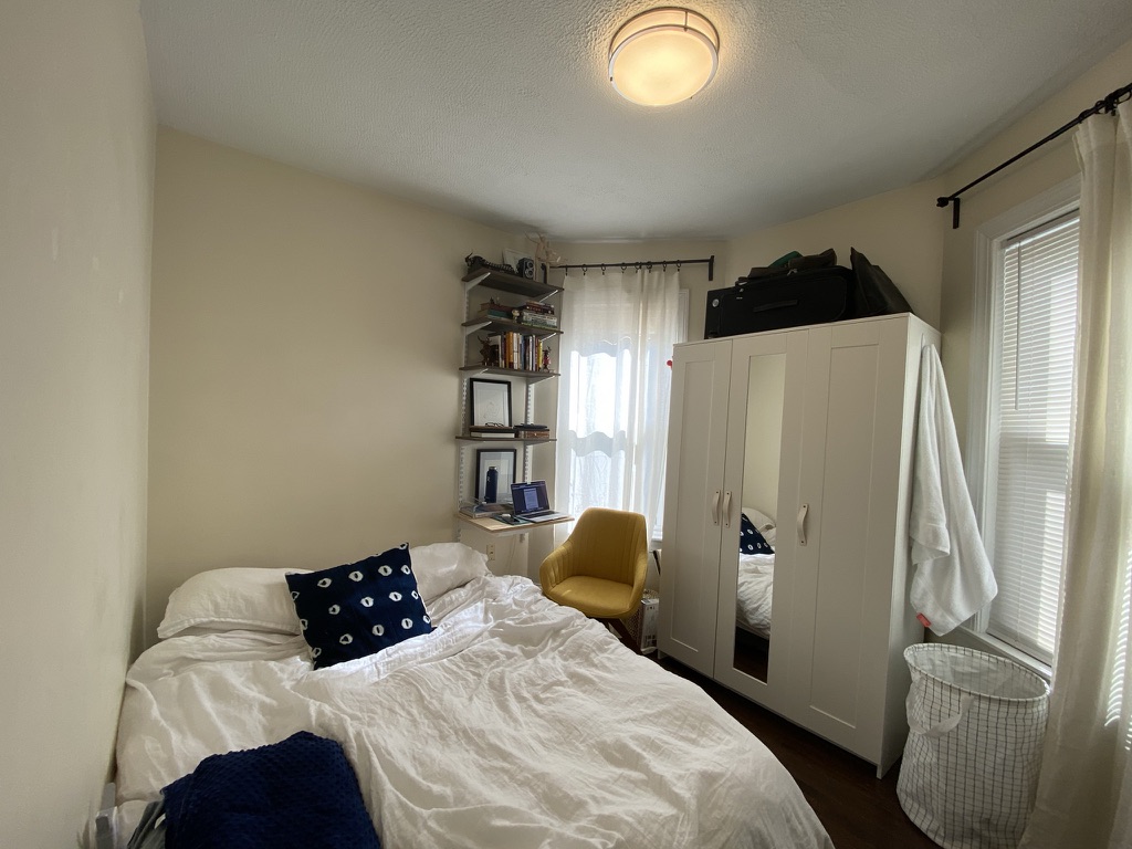 60 Woodlawn Ave, Jamaica Plain