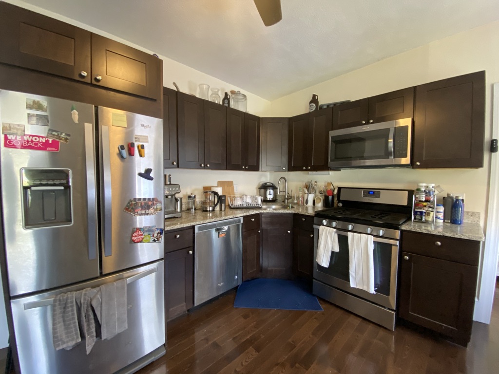 60 Woodlawn Ave, Jamaica Plain